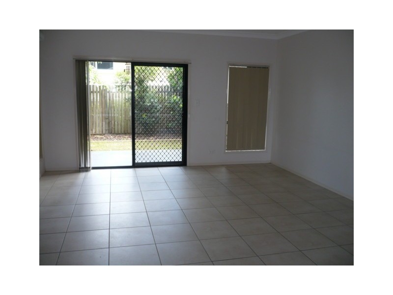 2/450 Hamilton Road, Chermside QLD 4032