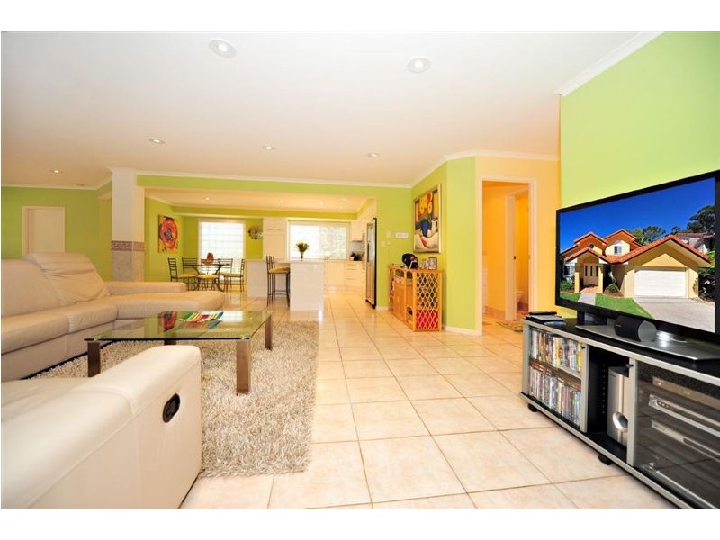 25 Tallowwood Place, Bridgeman Downs QLD 4035