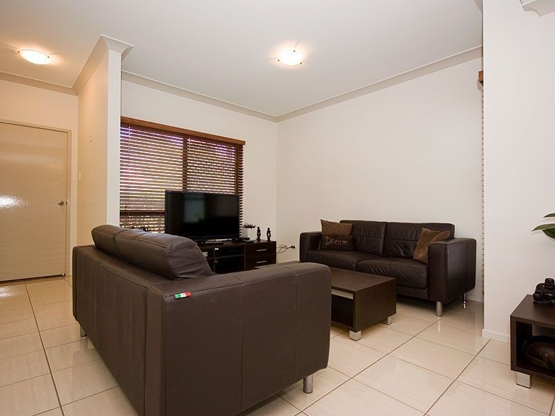 2/23A Ronmack, Chermside QLD 4032