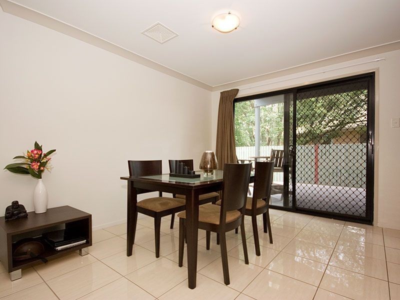 2/23A Ronmack, Chermside QLD 4032