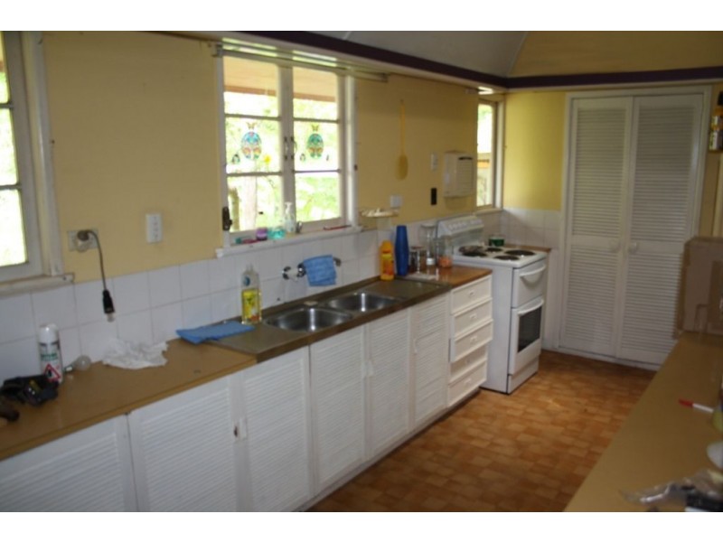 5 Old Gympie Road, Kallangur QLD 4503