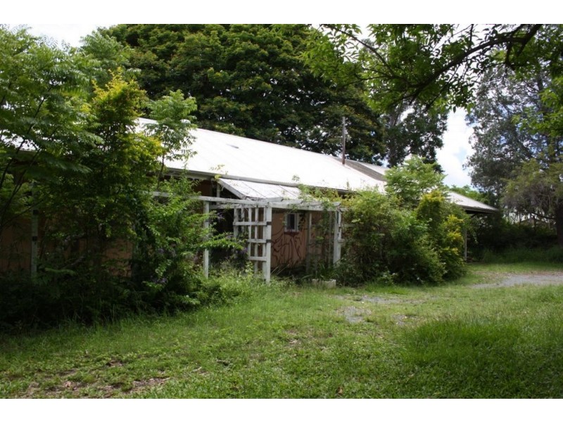 5 Old Gympie Road, Kallangur QLD 4503