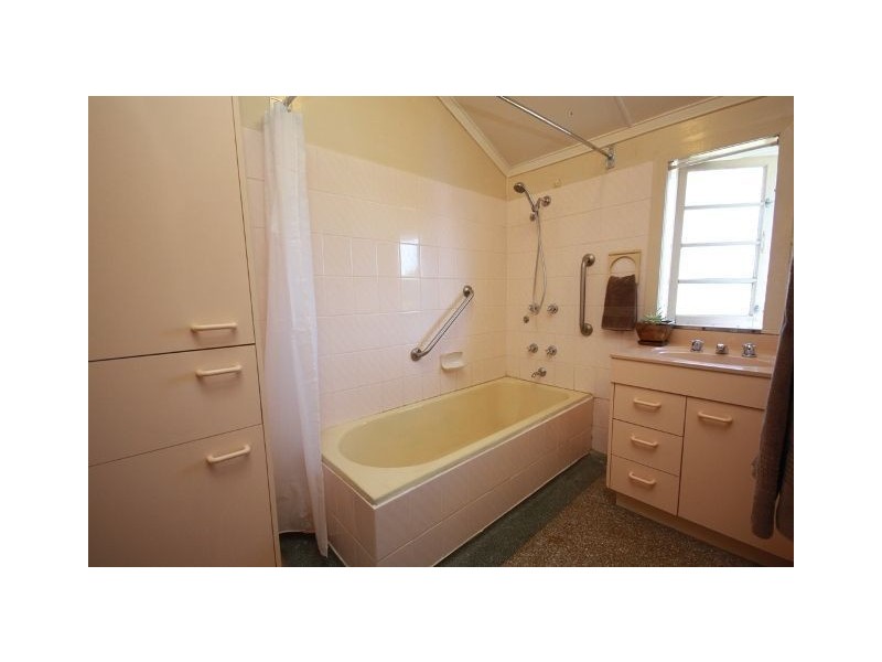 48 Aveling Street, Wavell Heights QLD 4012
