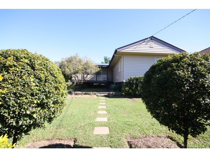 17 Norwich Street, Wavell Heights QLD 4012