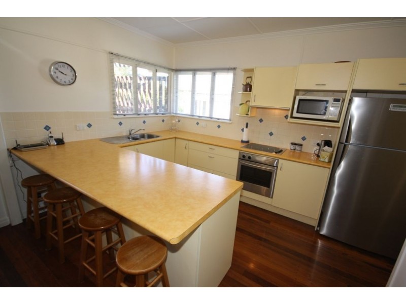 17 Norwich Street, Wavell Heights QLD 4012