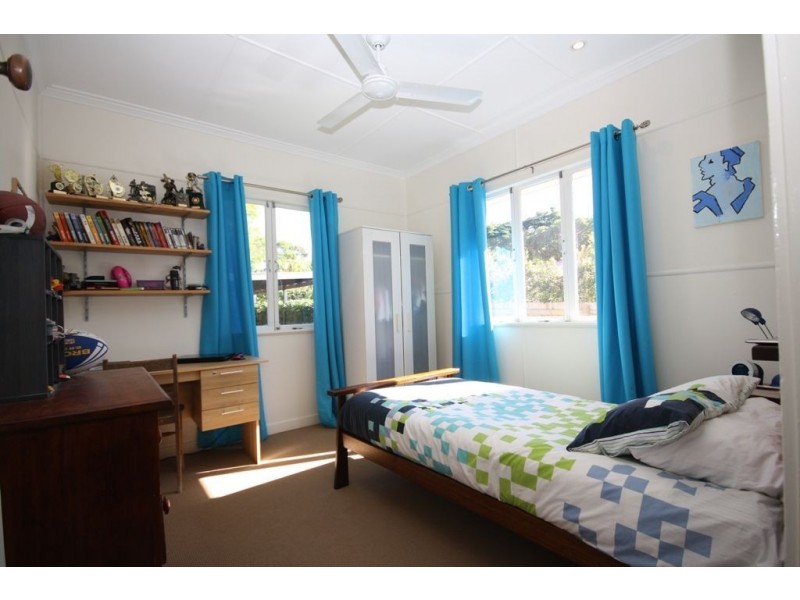 17 Norwich Street, Wavell Heights QLD 4012