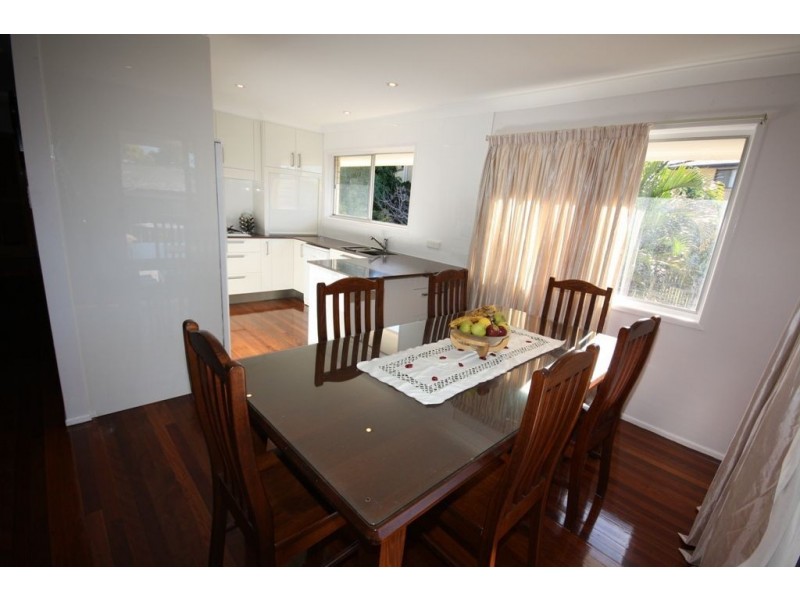 27 Piccadilly Street, Geebung QLD 4034