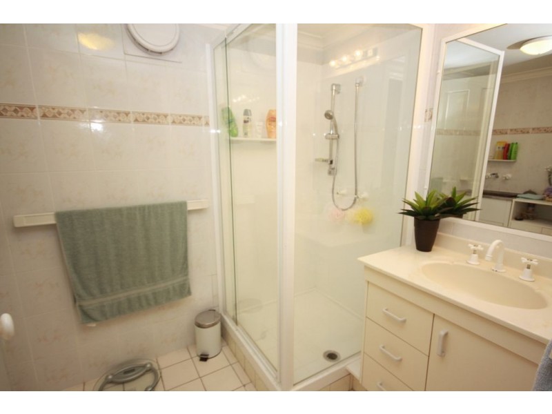 2/27 Brickfield Road, Aspley QLD 4034