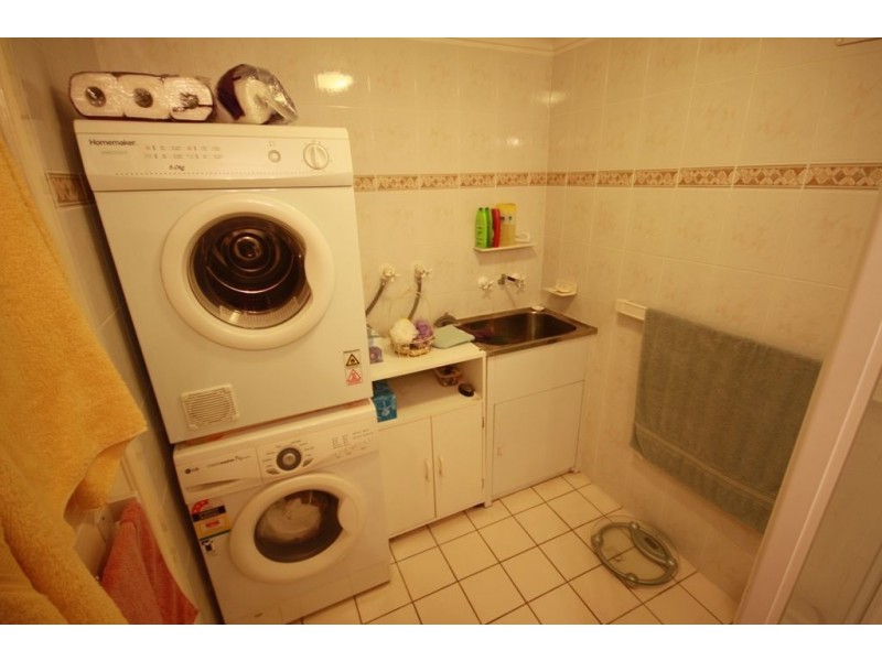 2/27 Brickfield Road, Aspley QLD 4034