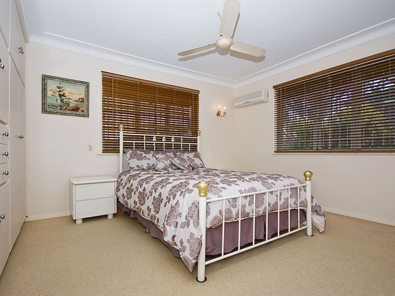 9 Sunfields Street, Geebung QLD 4034