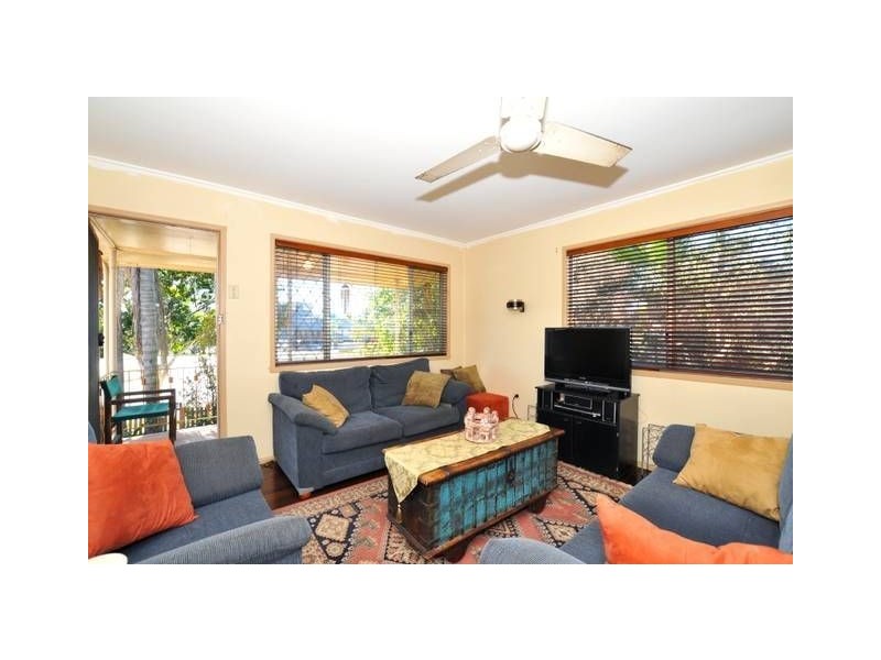 22 Albany Creek Road, Aspley QLD 4034