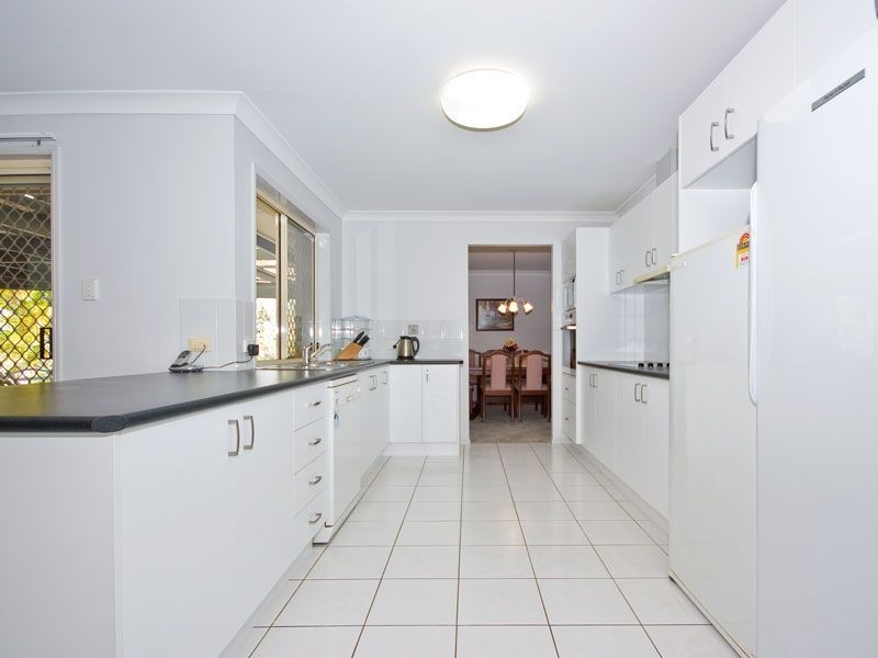 2 Explorer drive, Albany Creek QLD 4035