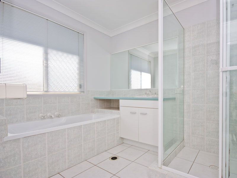 2 Explorer drive, Albany Creek QLD 4035