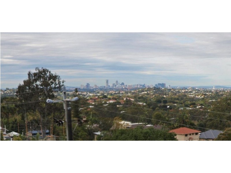 860 South Pine Road, Everton Park QLD 4053