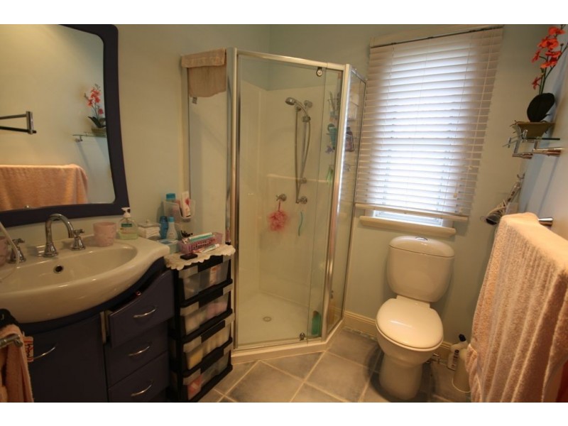 27 Church Road, Zillmere QLD 4034