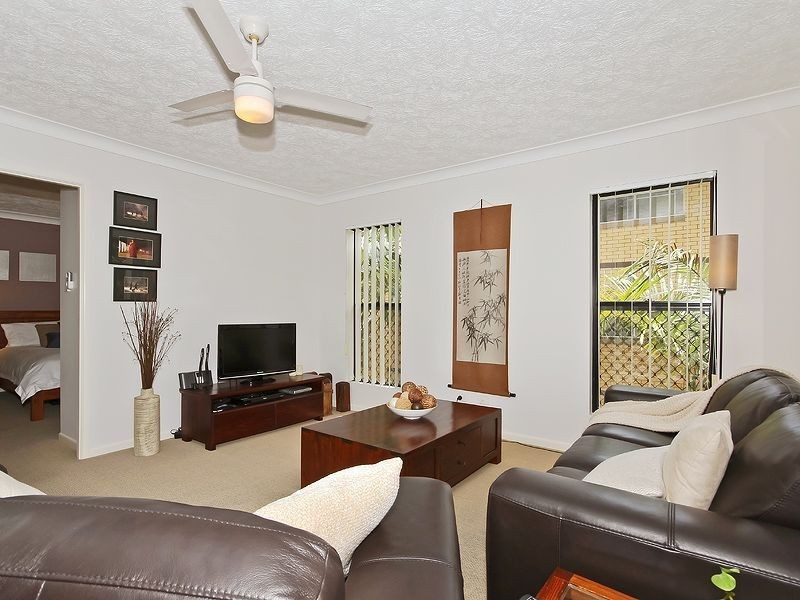 2/113 Wallace, Chermside QLD 4032