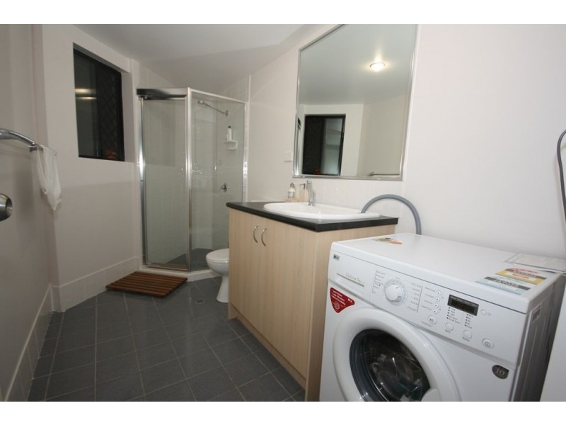 2/113 Wallace, Chermside QLD 4032