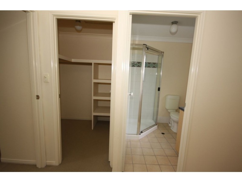 4/6 Rainey Street, Chermside QLD 4032