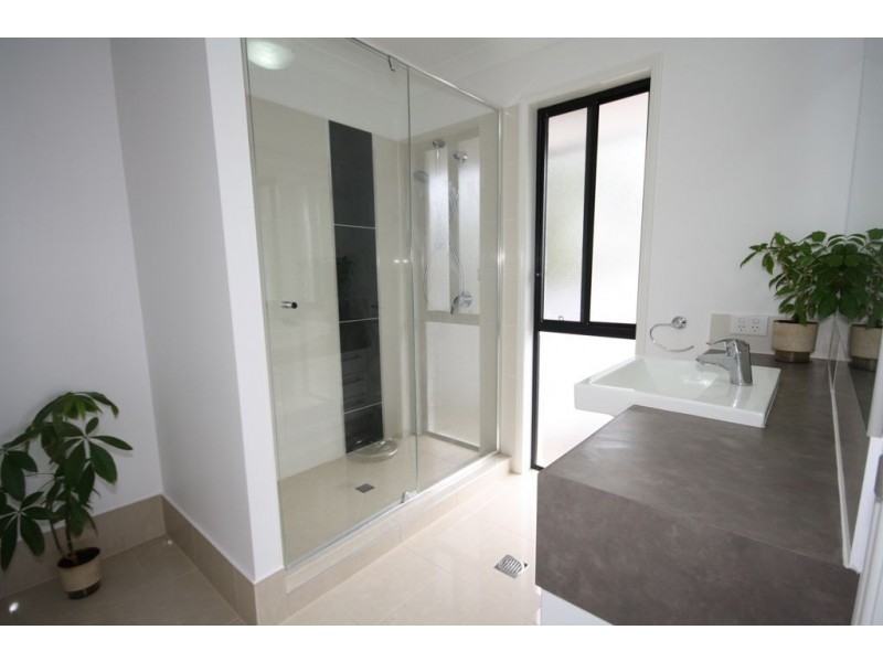 57 Cowie Road, Carseldine QLD 4034