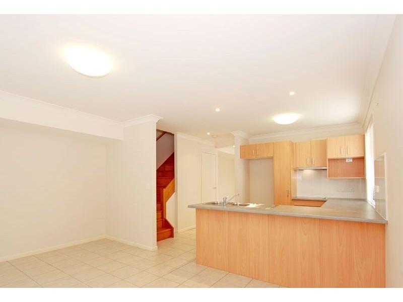 2/19 Buruda Street, Chermside QLD 4032
