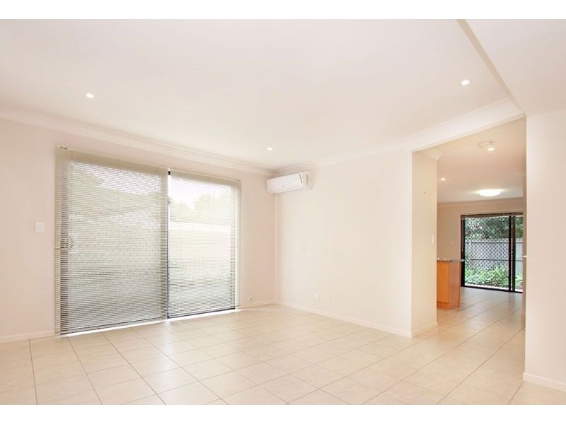 2/19 Buruda Street, Chermside QLD 4032