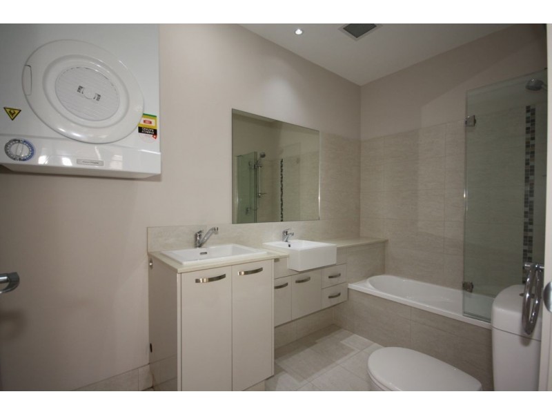 10/9 Zenith Ave, Chermside QLD 4032