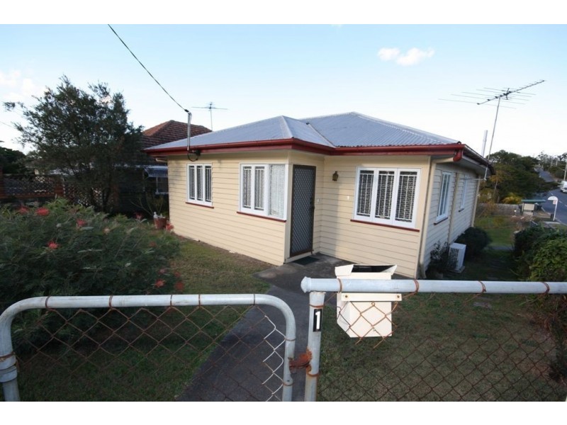 1 Pedley Street, Wavell Heights QLD 4012