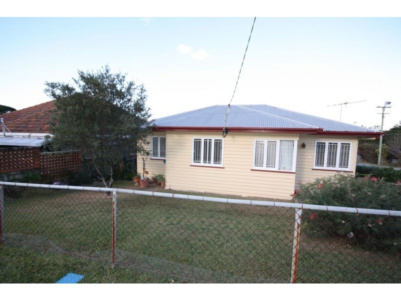 1 Pedley Street, Wavell Heights QLD 4012