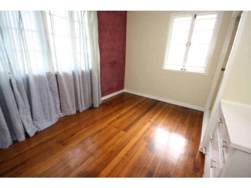 26 Stadcor Street, Wavell Heights QLD 4012