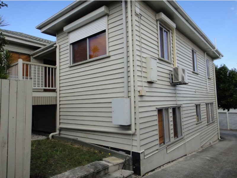 240 Rode Road, Wavell Heights QLD 4012