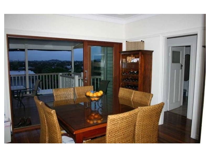 240 Rode Road, Wavell Heights QLD 4012