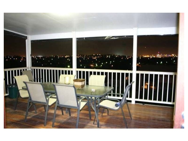 240 Rode Road, Wavell Heights QLD 4012