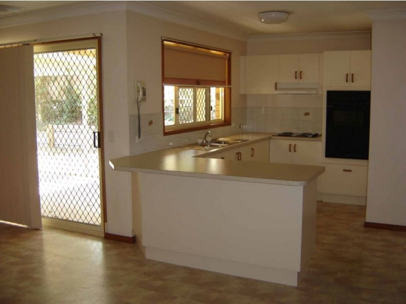 3 Ruggles Street, Mcdowall QLD 4053