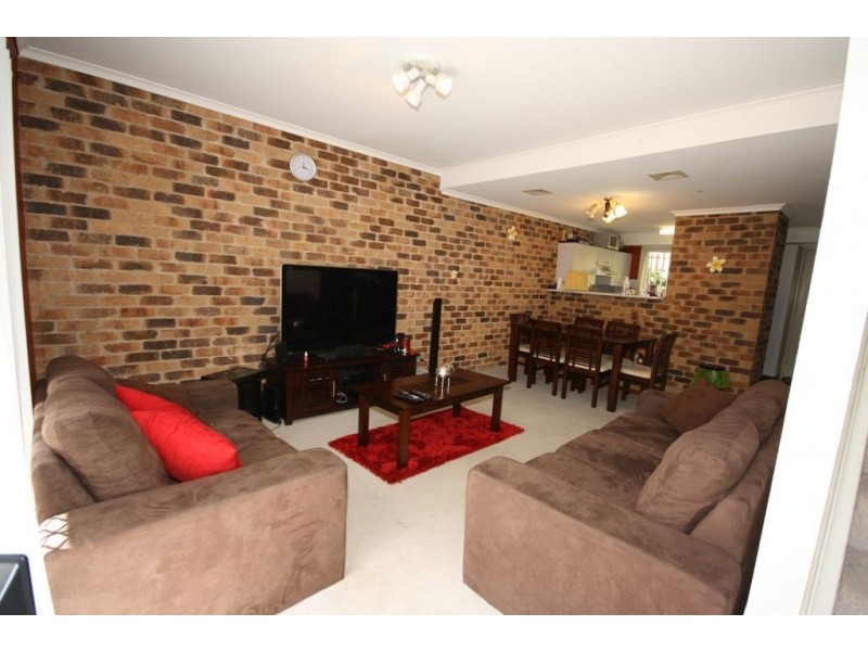 2/32 Rainey Street, Chermside QLD 4032