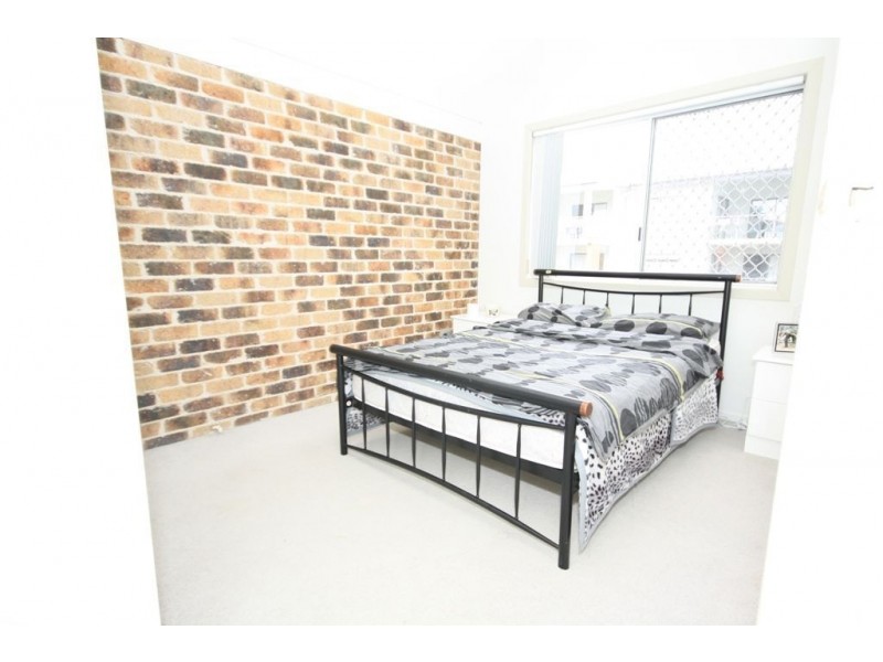 2/32 Rainey Street, Chermside QLD 4032