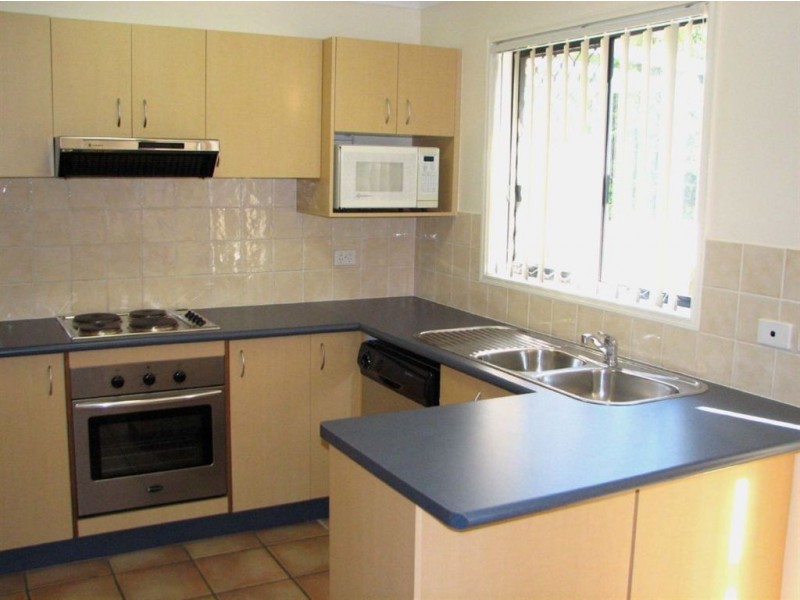 4/6 Rainey Street, Chermside QLD 4032