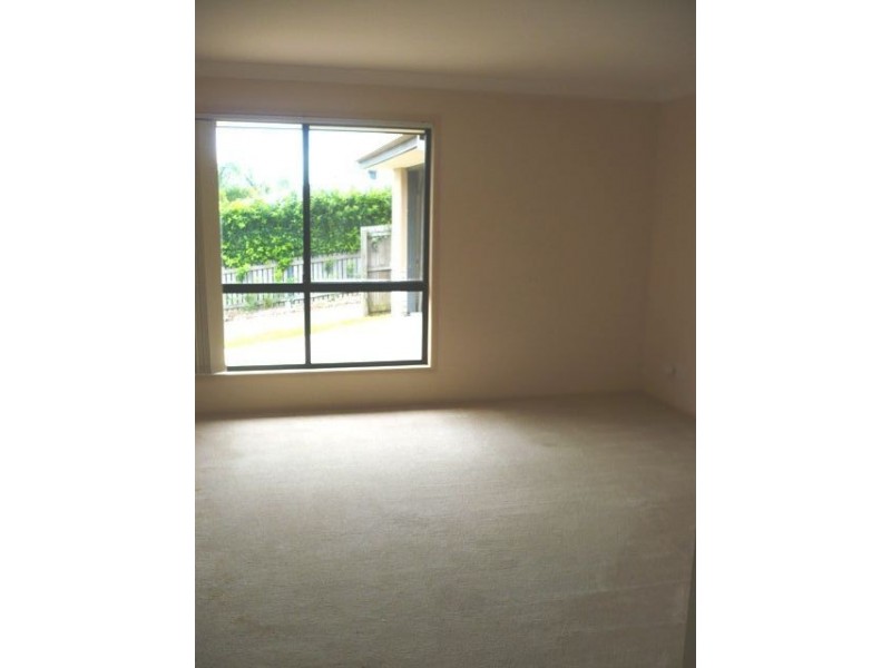 74 Lancewood Drive, Albany Creek QLD 4035