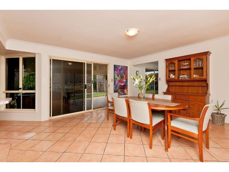 10 De Vito Place, Mcdowall QLD 4053