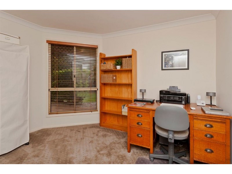 10 De Vito Place, Mcdowall QLD 4053