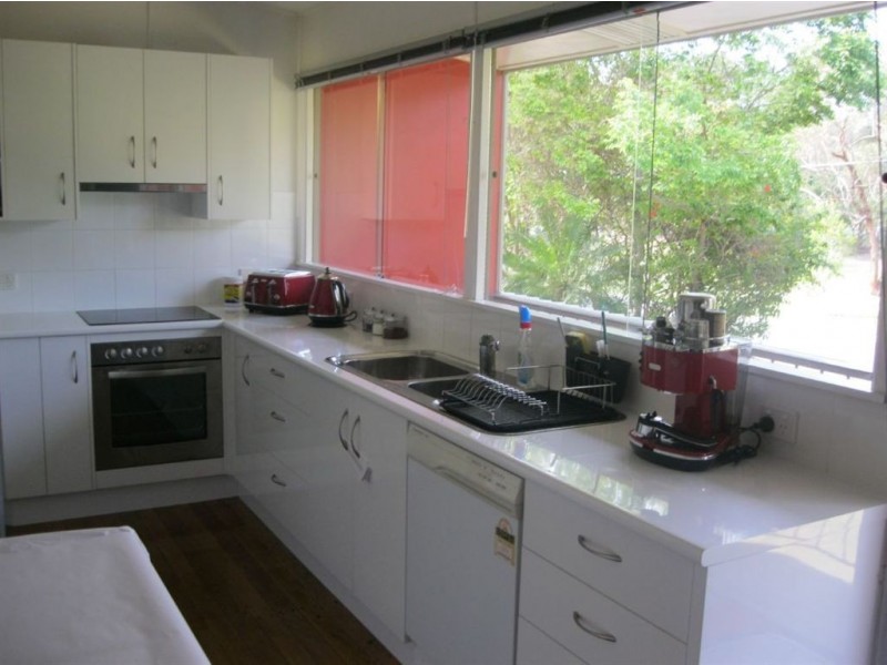 17 Kinnerton Street, Chermside West QLD 4032
