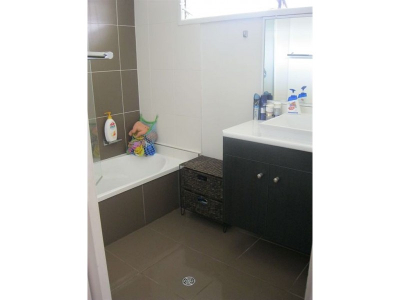 17 Kinnerton Street, Chermside West QLD 4032