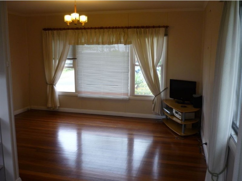 16 Strathdale Street, Aspley QLD 4034