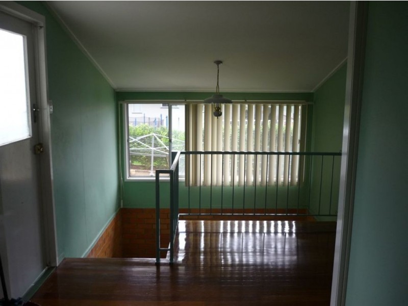 16 Strathdale Street, Aspley QLD 4034