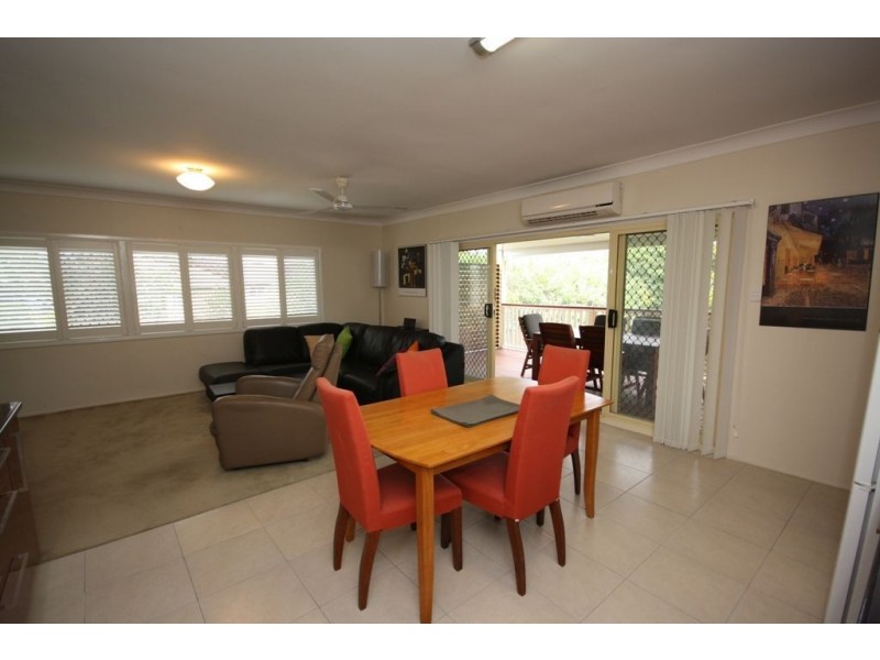 4 Monserrat Street, Chermside QLD 4032