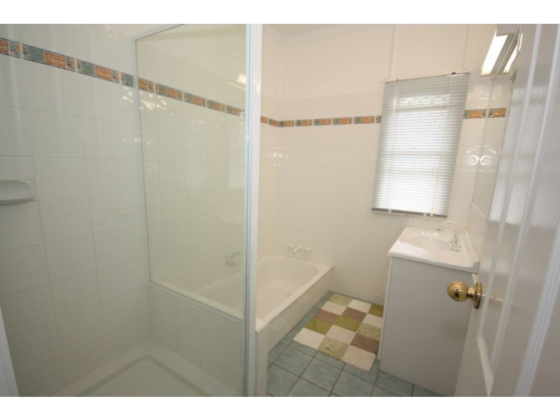 4 Monserrat Street, Chermside QLD 4032