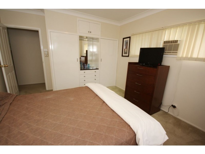 4 Monserrat Street, Chermside QLD 4032