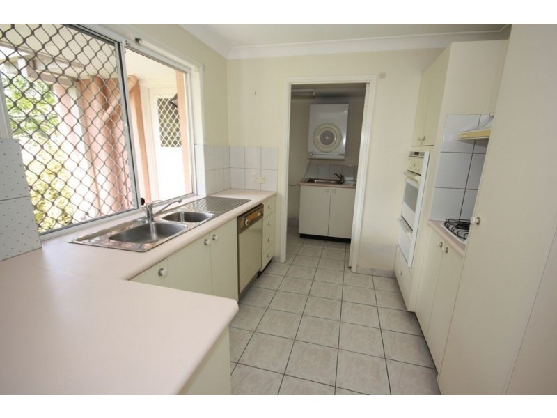 1/65 Latham Street, Chermside QLD 4032