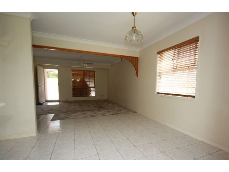 1/65 Latham Street, Chermside QLD 4032