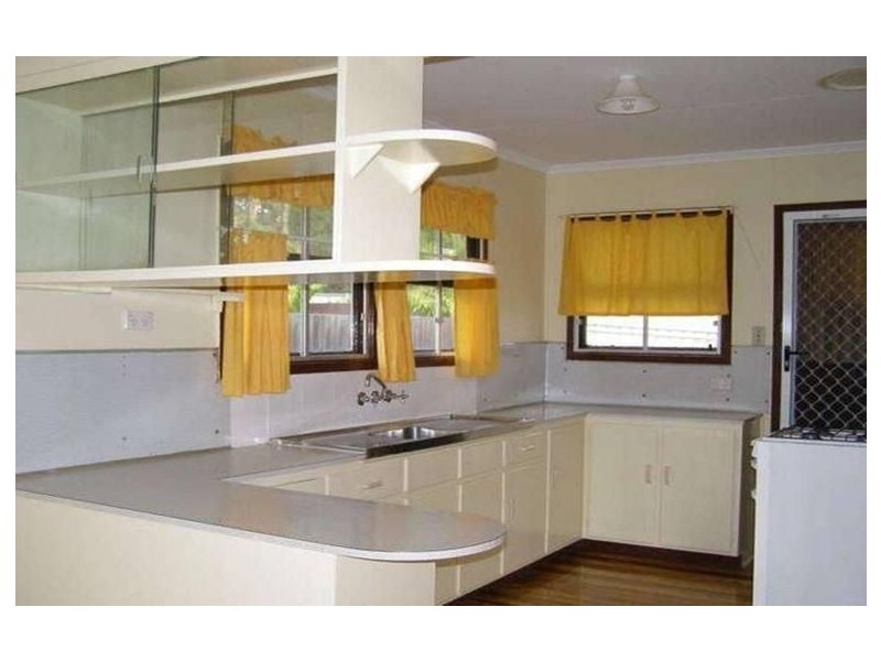 10 Sedgemore Street, Stafford Heights QLD 4053