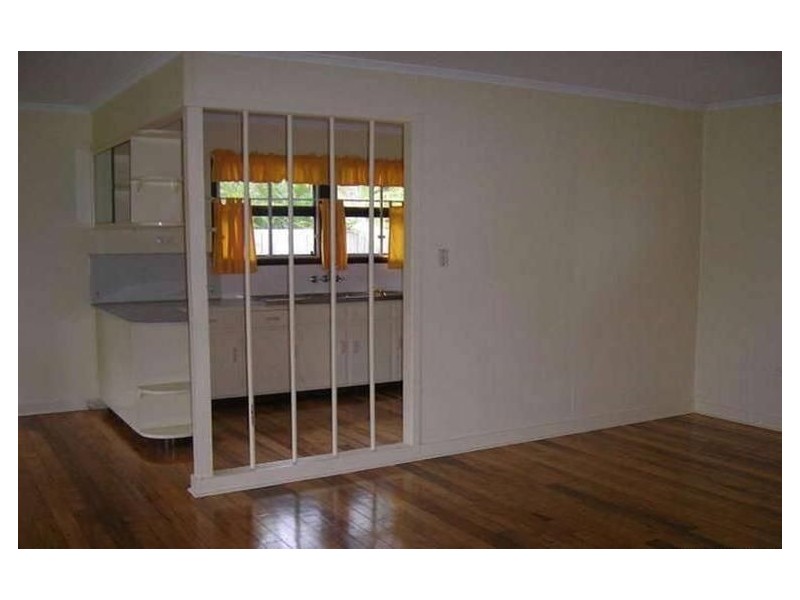 10 Sedgemore Street, Stafford Heights QLD 4053